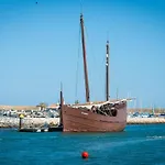 Meia 106 By Destination Algarve * Lagos